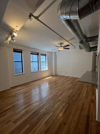 $1,600 | 700 Church Street, Unit 408, Nashville, TN 37203