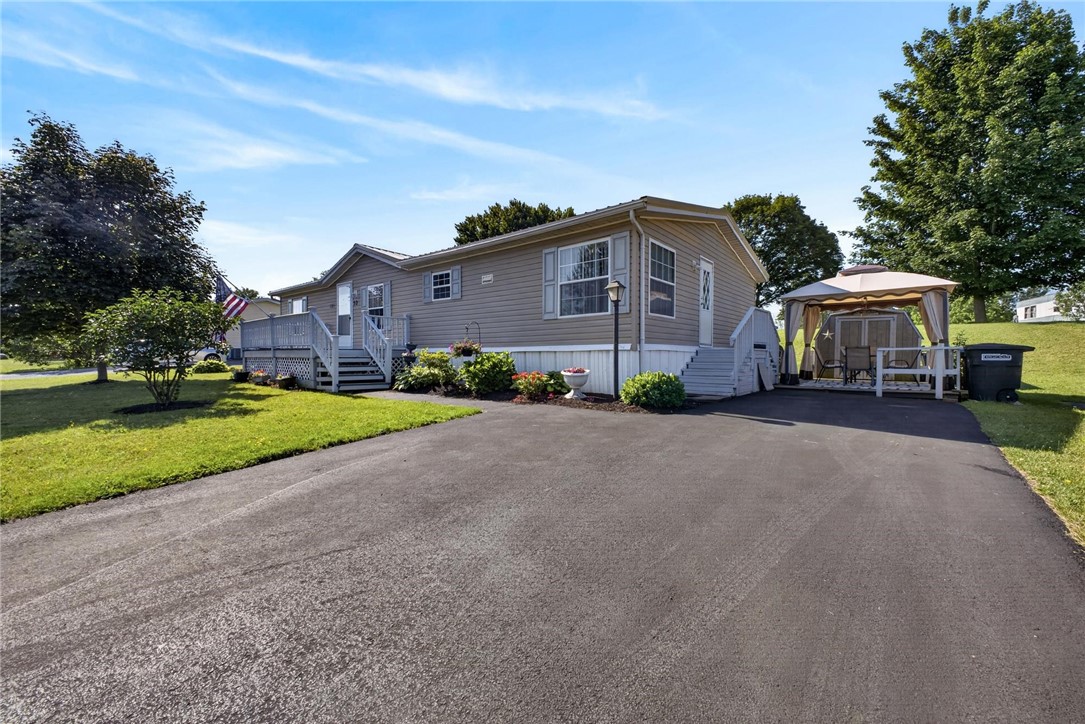 1315 King Road Clifton Springs, NY 14432 - Photo 2 of 31