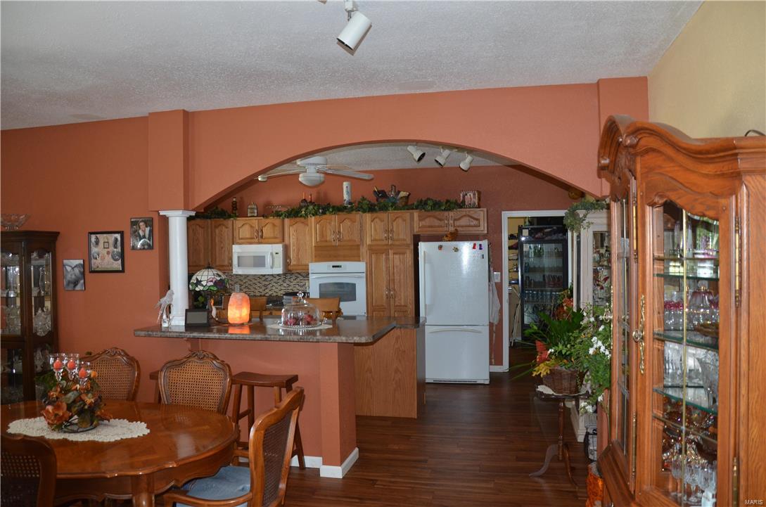 17691 County Farm Road Carlyle, IL 62231 - Photo 2 of 69