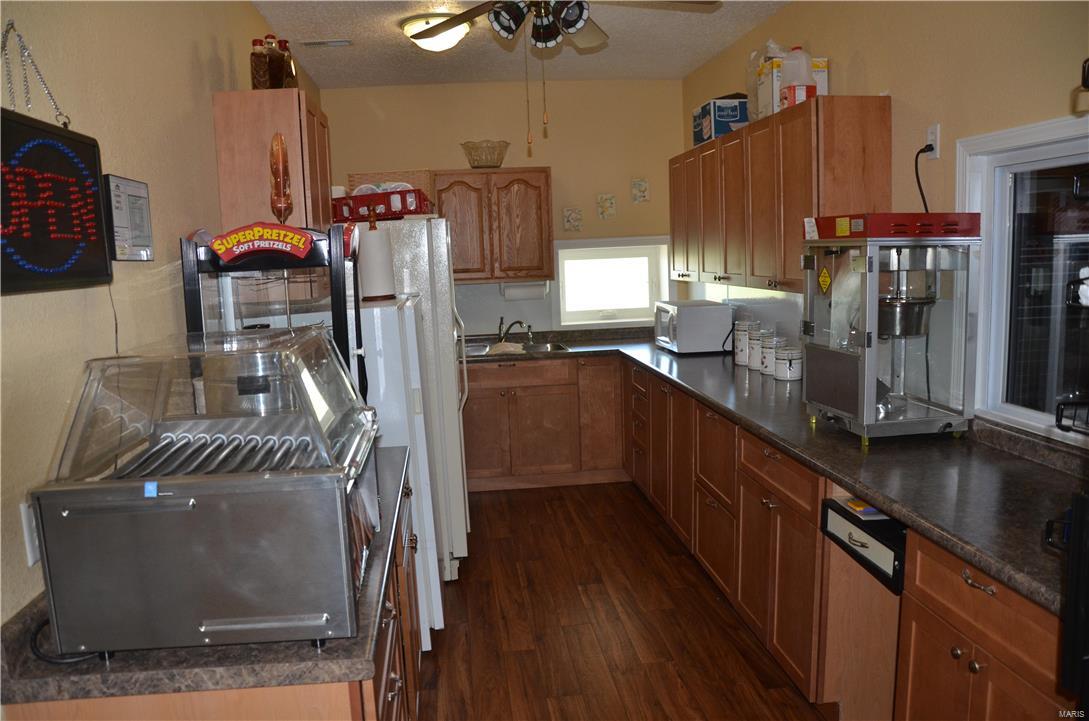 17691 County Farm Road Carlyle, IL 62231 - Photo 32 of 69