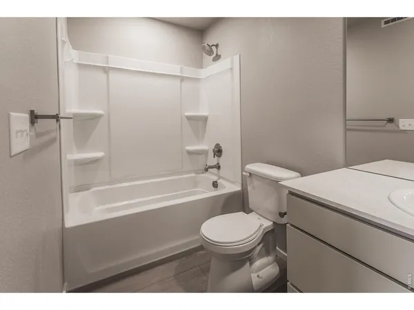 $451,710 | 4916 Autumn Leaf Drive, Timnath, CO 80547