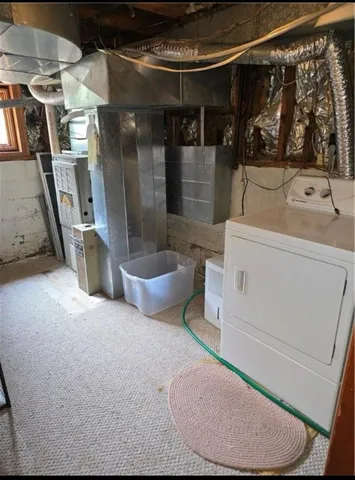 $249,995 | 9 Orchard Drive, Charleston, IL 61920