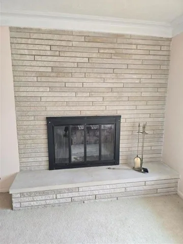 $249,995 | 9 Orchard Drive, Charleston, IL 61920