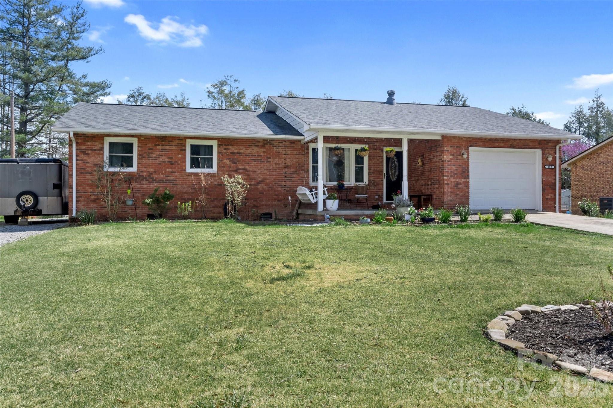 180 Fisher Road Brevard, NC 28712 - Photo 34 of 39 Gallery Image 34