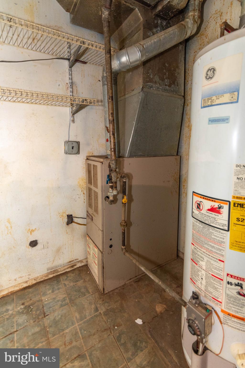 2038 Larkhall Road Dundalk, MD 21222 - Photo 11 of 28 a view of a bathroom