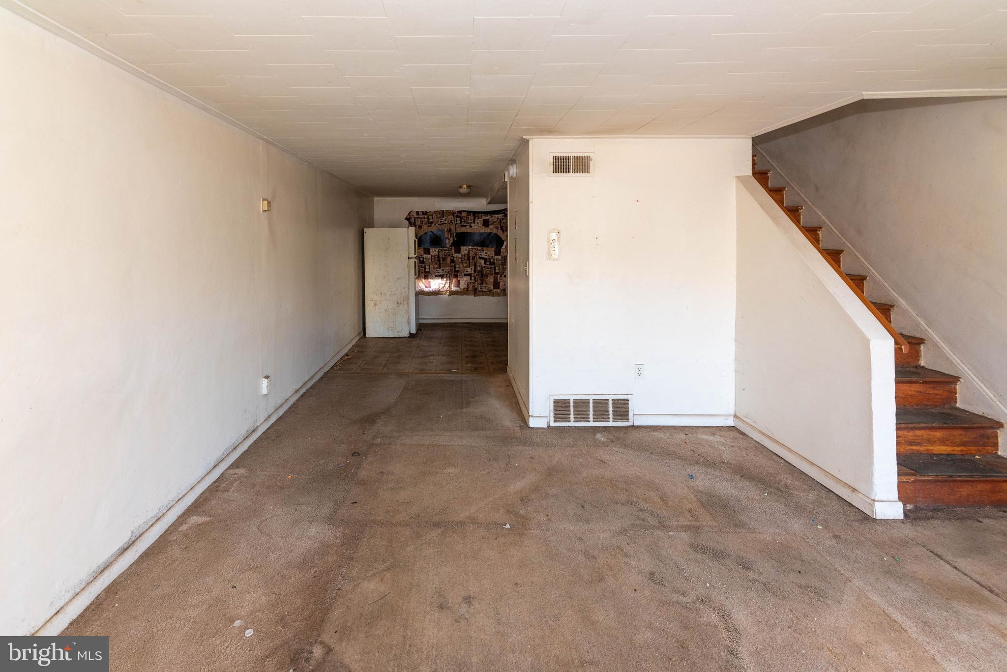 2038 Larkhall Road Dundalk, MD 21222 - Photo 5 of 30