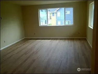 $2,000 | 5215 38th Avenue Southwest, Unit 2, Seattle, WA 98126