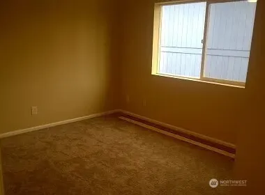 $2,000 | 5215 38th Avenue Southwest, Unit 2, Seattle, WA 98126