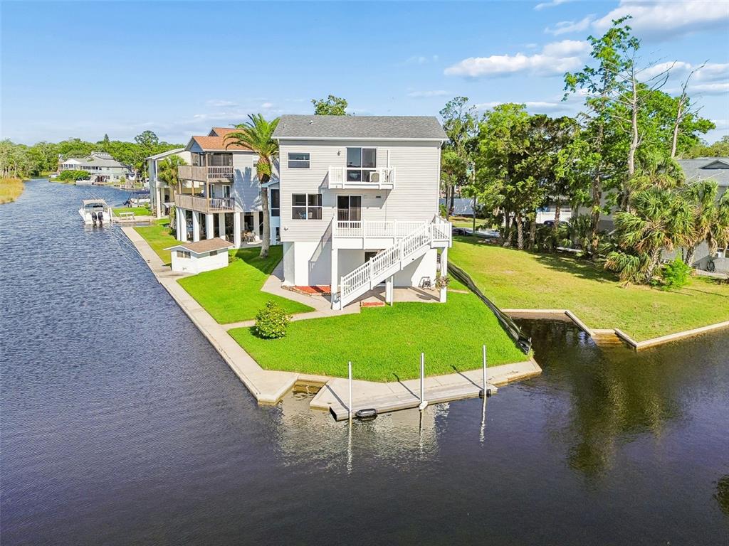 5247 Tropical Point Weeki Wachee, FL 34607 - Photo 7 of 95