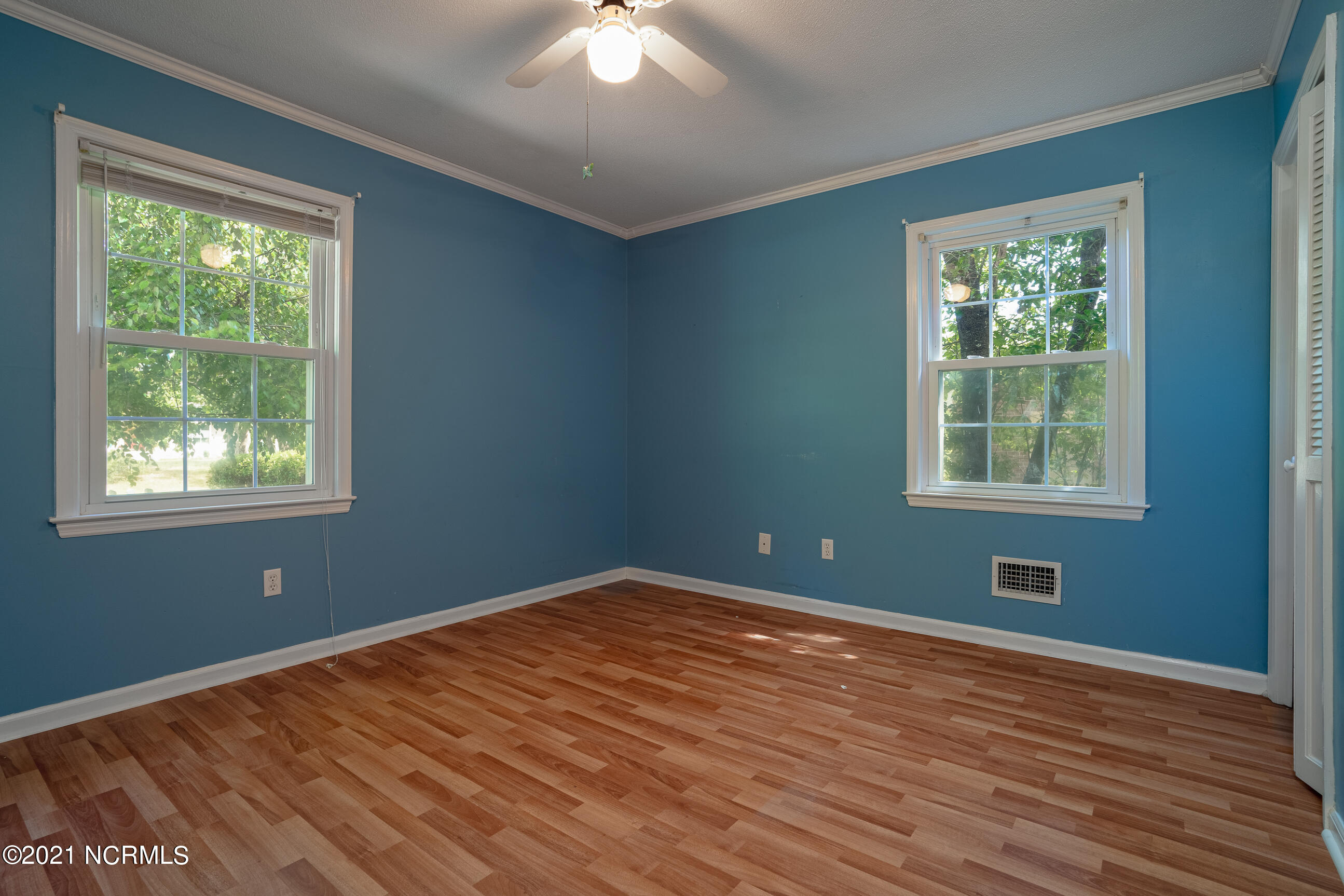 517 Baytree Road Wilmington, NC 28409 - Photo 25 of 41 517 Baytree Road-24