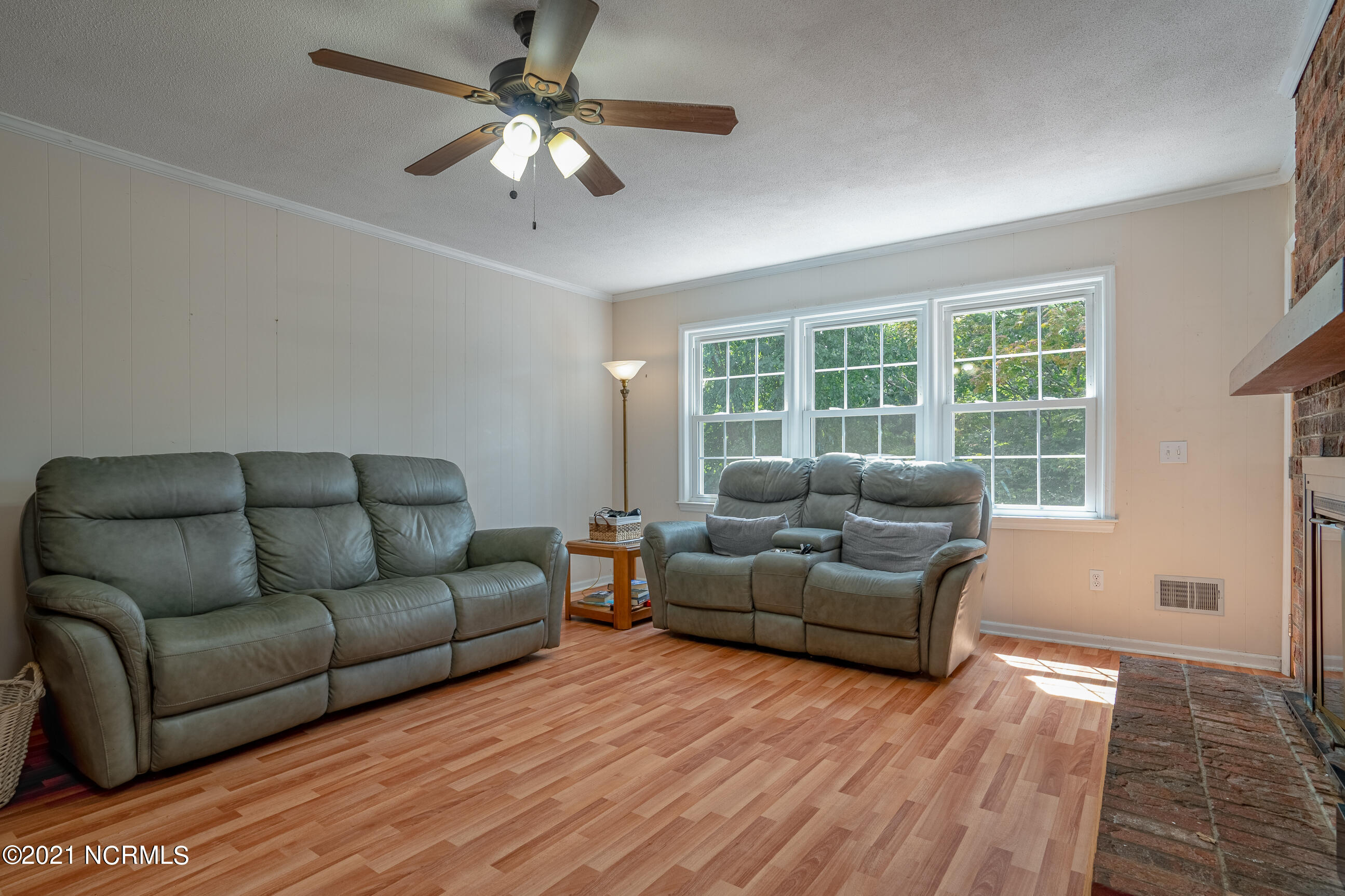 517 Baytree Road Wilmington, NC 28409 - Photo 33 of 41 517 Baytree Road-32