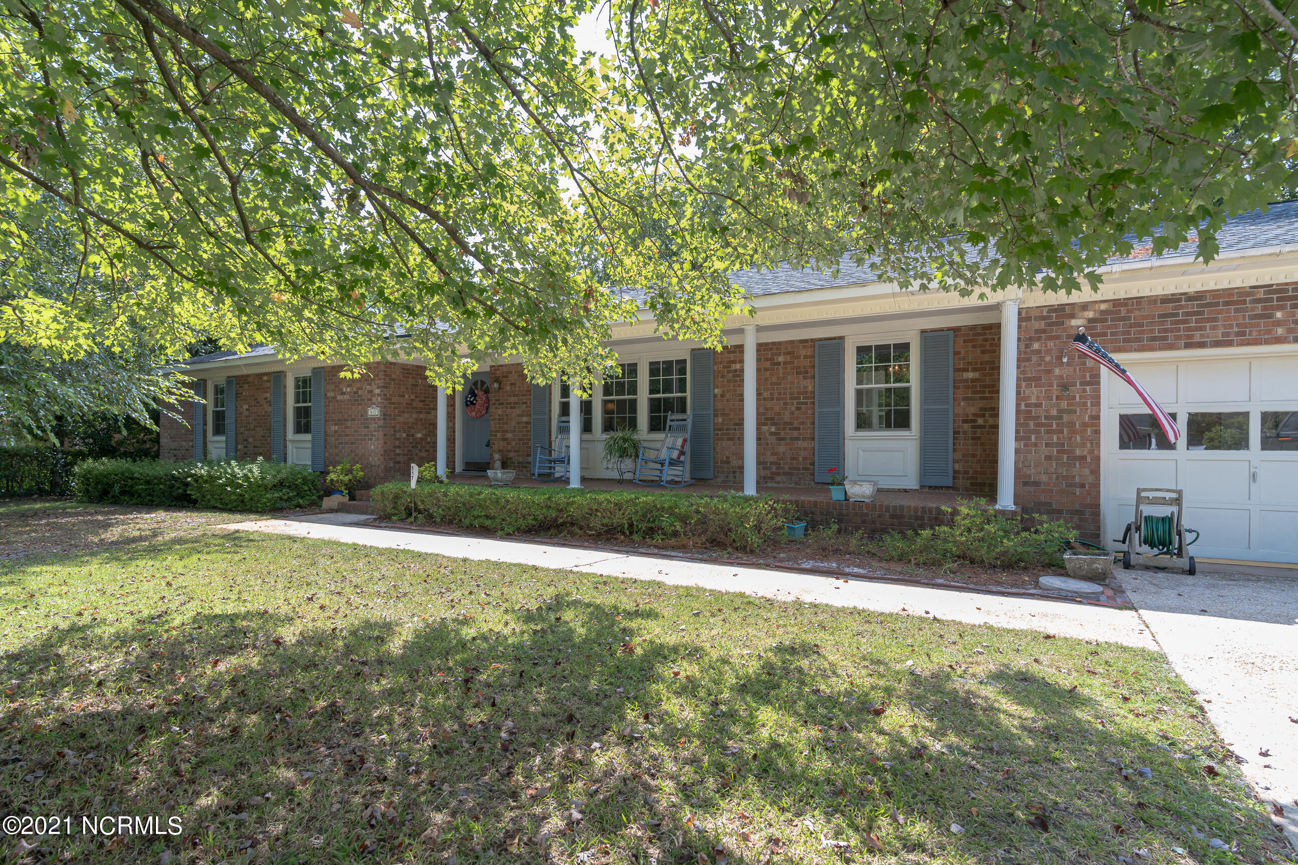 517 Baytree Road Wilmington, NC 28409 - Photo 7 of 41 517 Baytree Road-6