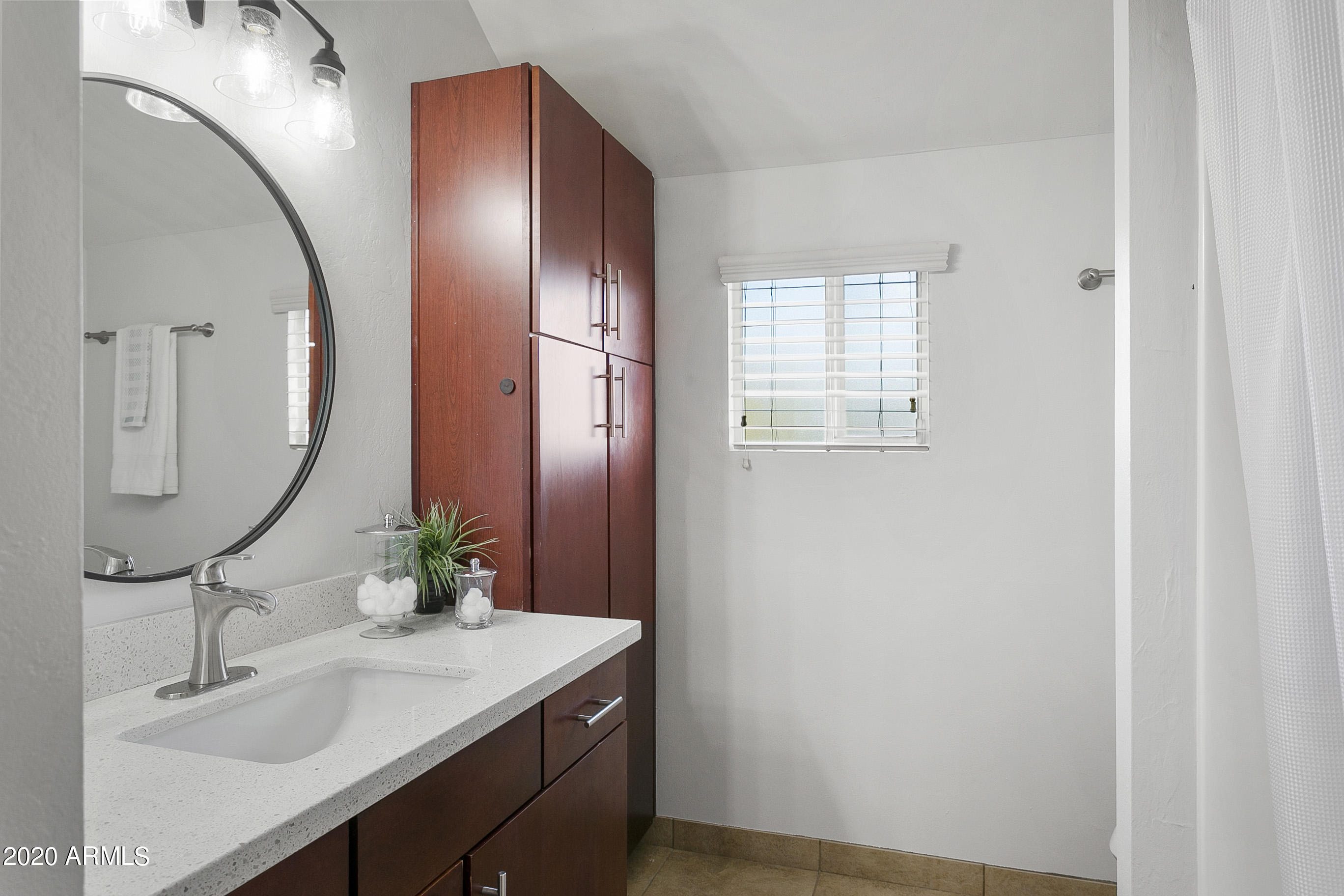 3006 North 46th Street Phoenix, AZ 85018 - Photo 19 of 25 19