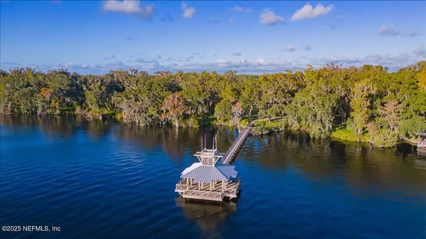 $4,000 | 552 Meadow Creek Drive, St. Johns, FL 32259