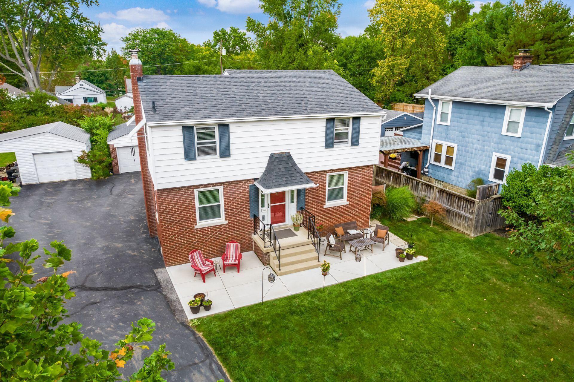 196 East Beaumont Road Columbus, OH 43214 - Photo 42 of 49 aerial 1