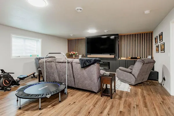 $675,000 | 2409 Harbor Lane West, West Fargo, ND 58078