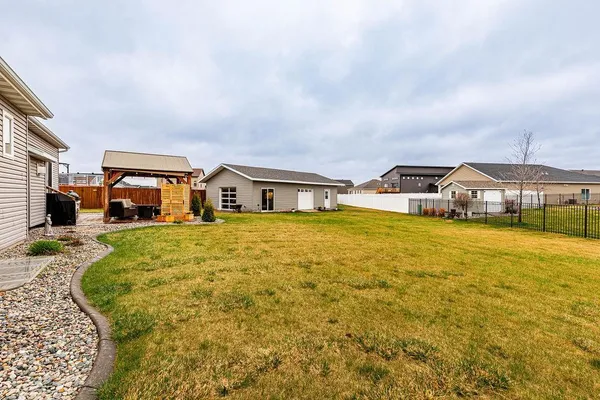$675,000 | 2409 Harbor Lane West, West Fargo, ND 58078