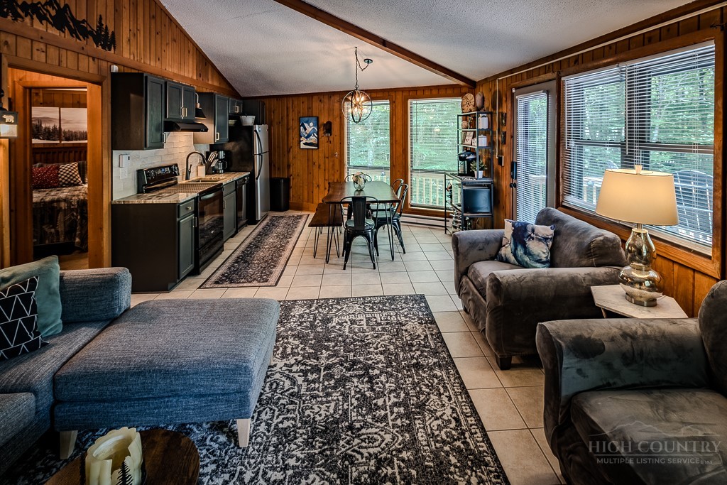 143 Hornbeam Road Beech Mountain, NC 28604 - Photo 7 of 38