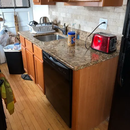$1,450 | 2312 North Drake Avenue, Unit 2S, Chicago, IL 60647