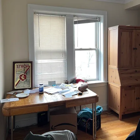 $1,450 | 2312 North Drake Avenue, Unit 2S, Chicago, IL 60647