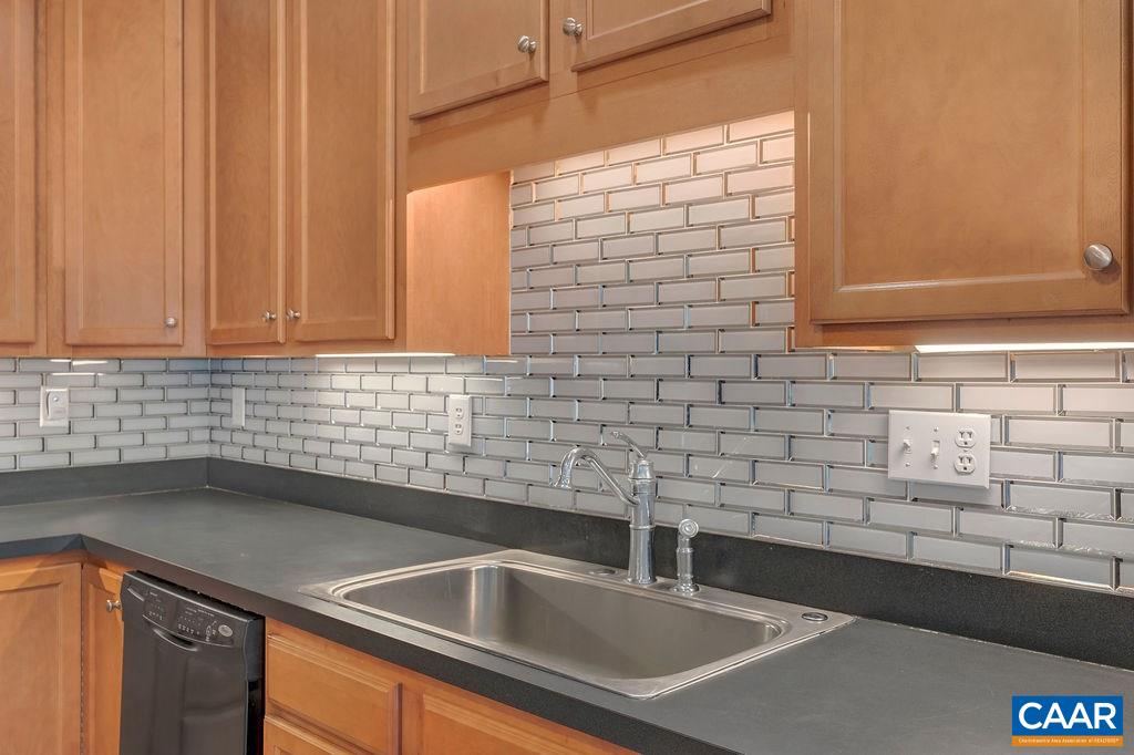 323 Larkspur Road Troy, VA 22974 - Photo 19 of 39 Gallery Image 19