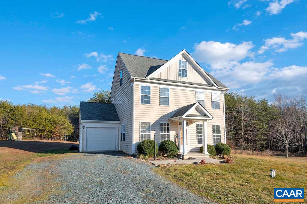 323 Larkspur Road Troy, VA 22974 - Photo 3 of 39 Gallery Image 3
