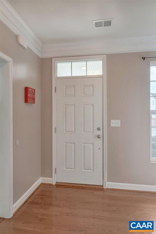 323 Larkspur Road Troy, VA 22974 - Photo 6 of 39 Gallery Image 6