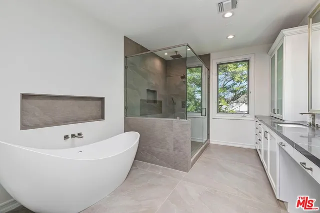 $25,000 | 2890 Forrester Drive, Los Angeles, CA 90064