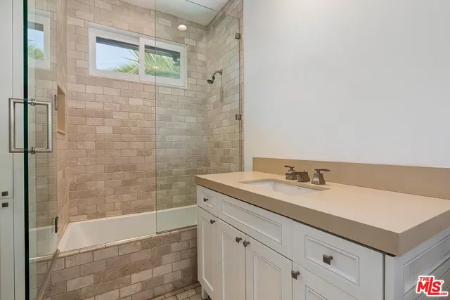 $25,000 | 2890 Forrester Drive, Los Angeles, CA 90064