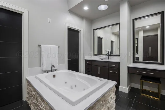 $1,250,000 | 6303 Sweetbay Lane, Amarillo, TX 79124