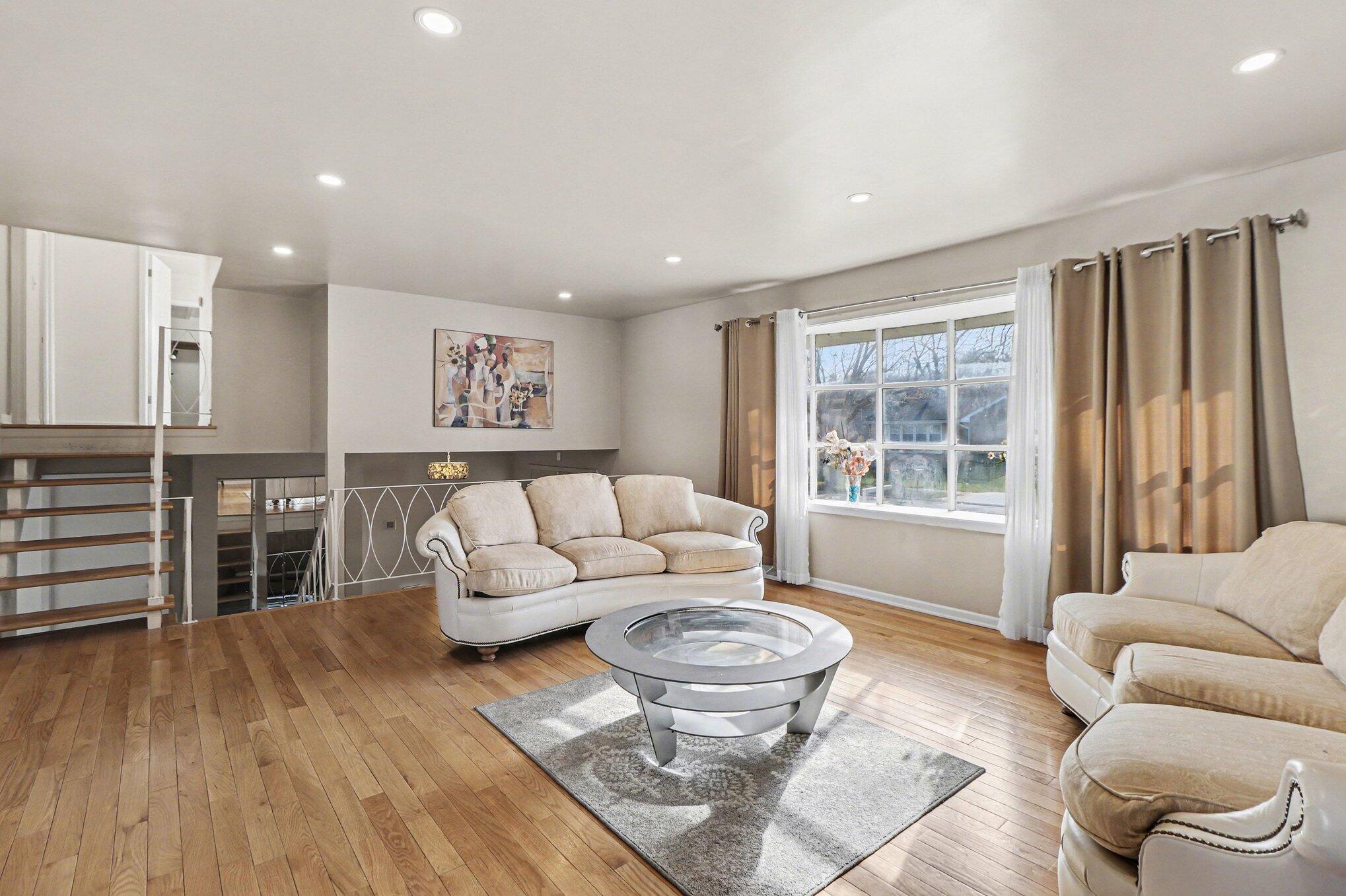 551 Union Place Gary, IN 46403 - Photo 8 of 28 a living room with furniture and wooden floor