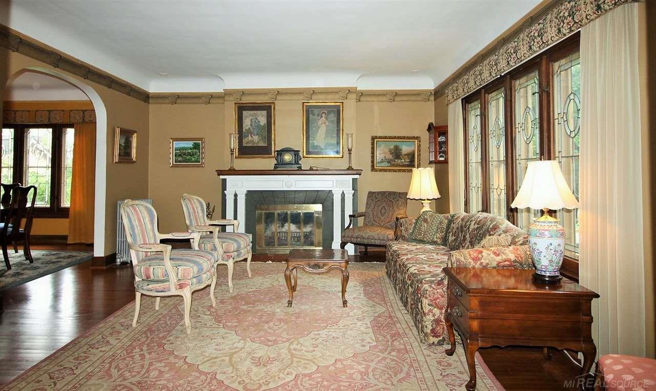 867 Barrington Road Grosse Pointe Park, MI 48230 - Photo 8 of 53