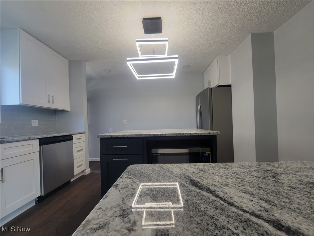 4895 Lee Road Cleveland, OH 44128 - Photo 5 of 25 Gallery Image 5