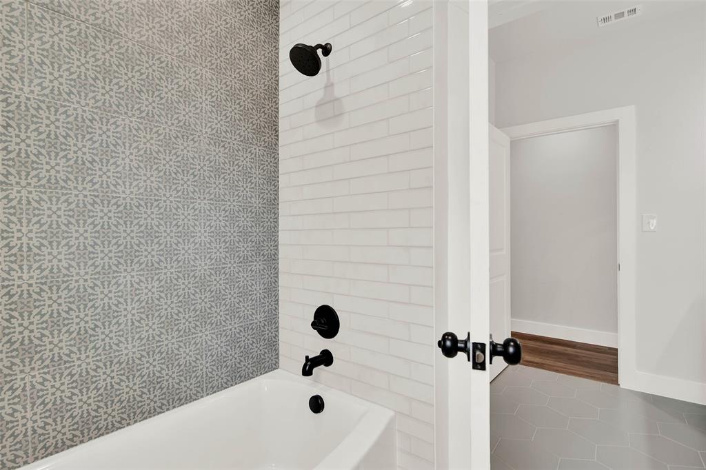 1179 Robertson Road Whitewright, TX 75491 - Photo 23 of 38 Gallery Image 23