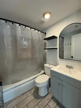 $439,900 | 2650 25th Avenue North, St. Petersburg, FL 33713