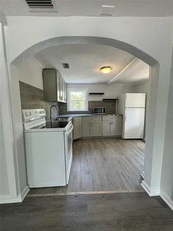 $439,900 | 2650 25th Avenue North, St. Petersburg, FL 33713