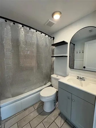 $439,900 | 2650 25th Avenue North, St. Petersburg, FL 33713