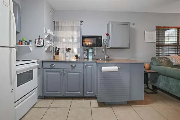 $439,900 | 2650 25th Avenue North, St. Petersburg, FL 33713