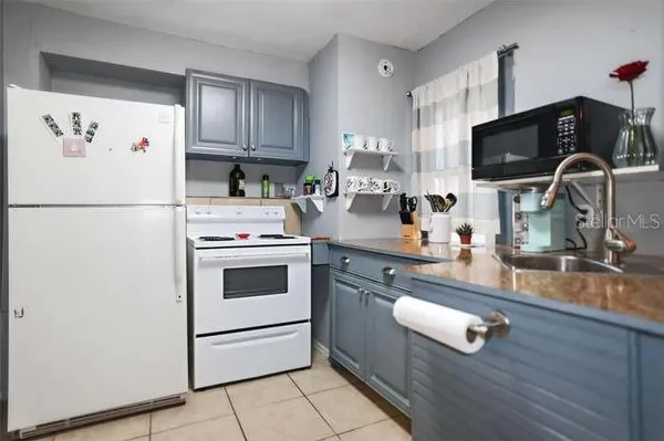 $439,900 | 2650 25th Avenue North, St. Petersburg, FL 33713