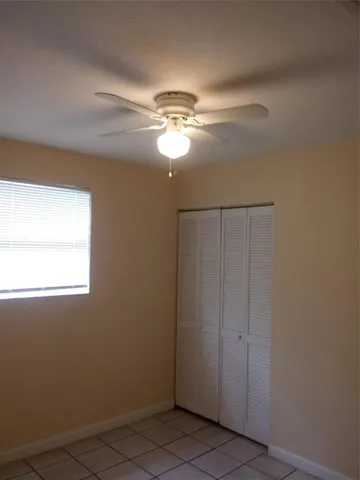 a window in an empty room