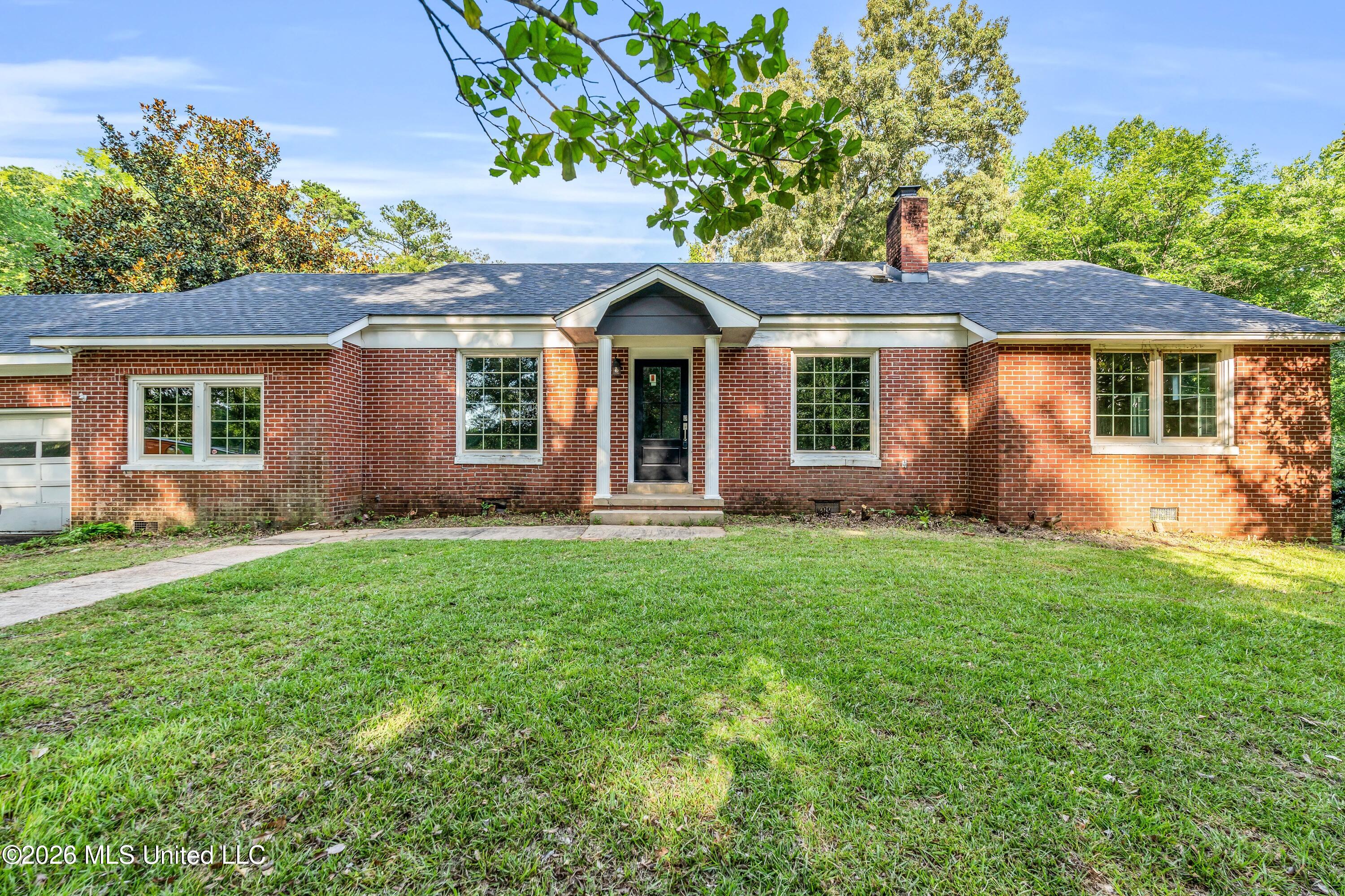 634 Ridge Road Columbus, MS 39705 - Photo 33 of 37 634 Ridge Main2