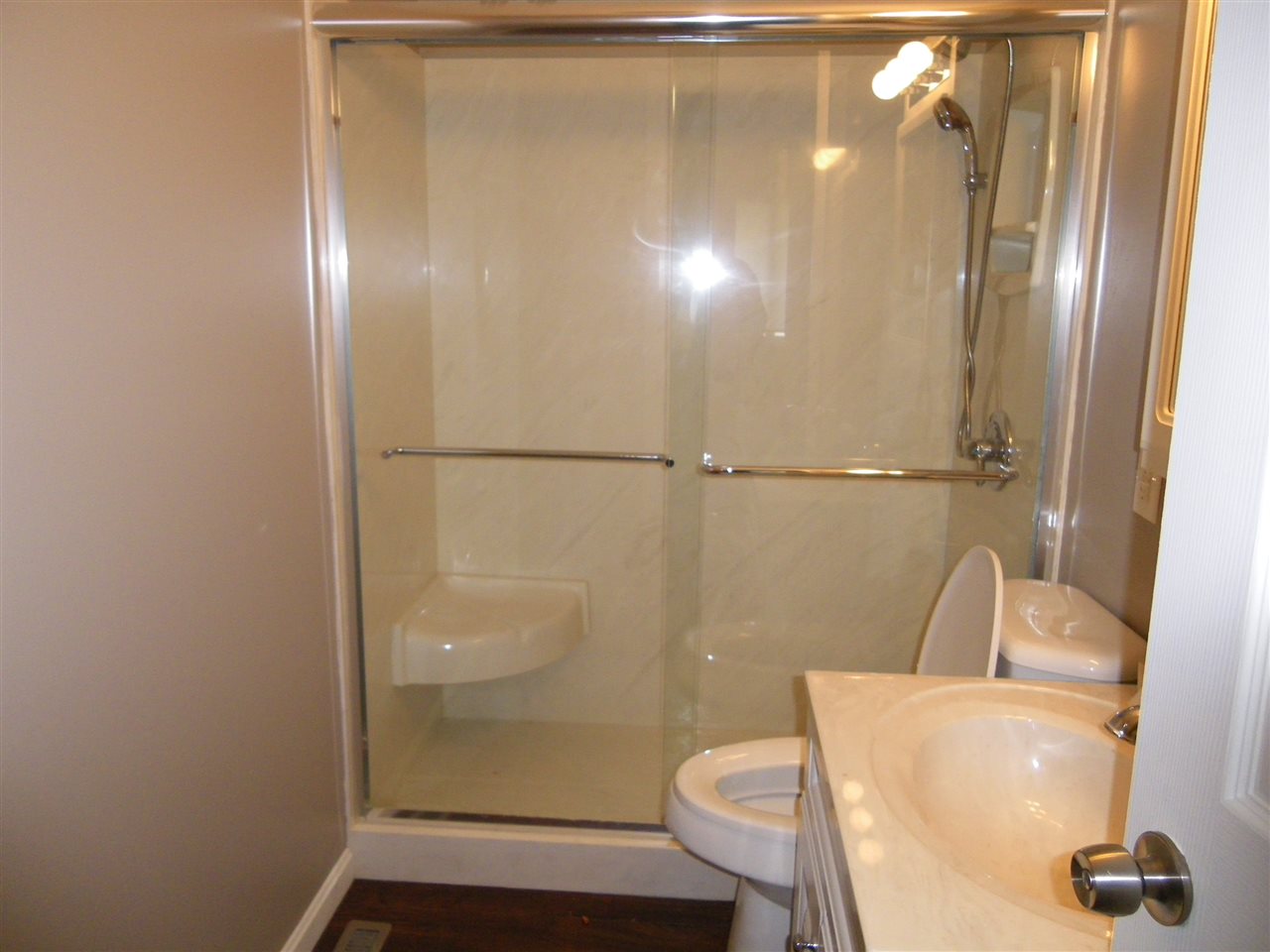 420 Hanover Road Evansville, IN 47710 - Photo 5 of 5 Gallery Image 5