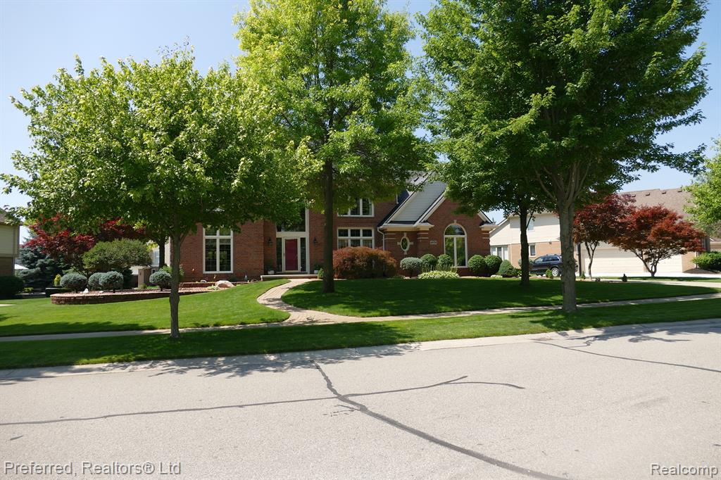 6959 Kennesaw Road Canton, MI 48187 - Photo 3 of 42