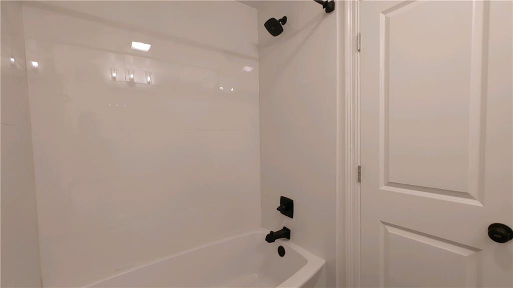 425 Depre Street, Unit E Mandeville, LA 70448 - Photo 13 of 15