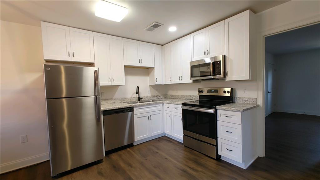 425 Depre Street, Unit E Mandeville, LA 70448 - Photo 6 of 15