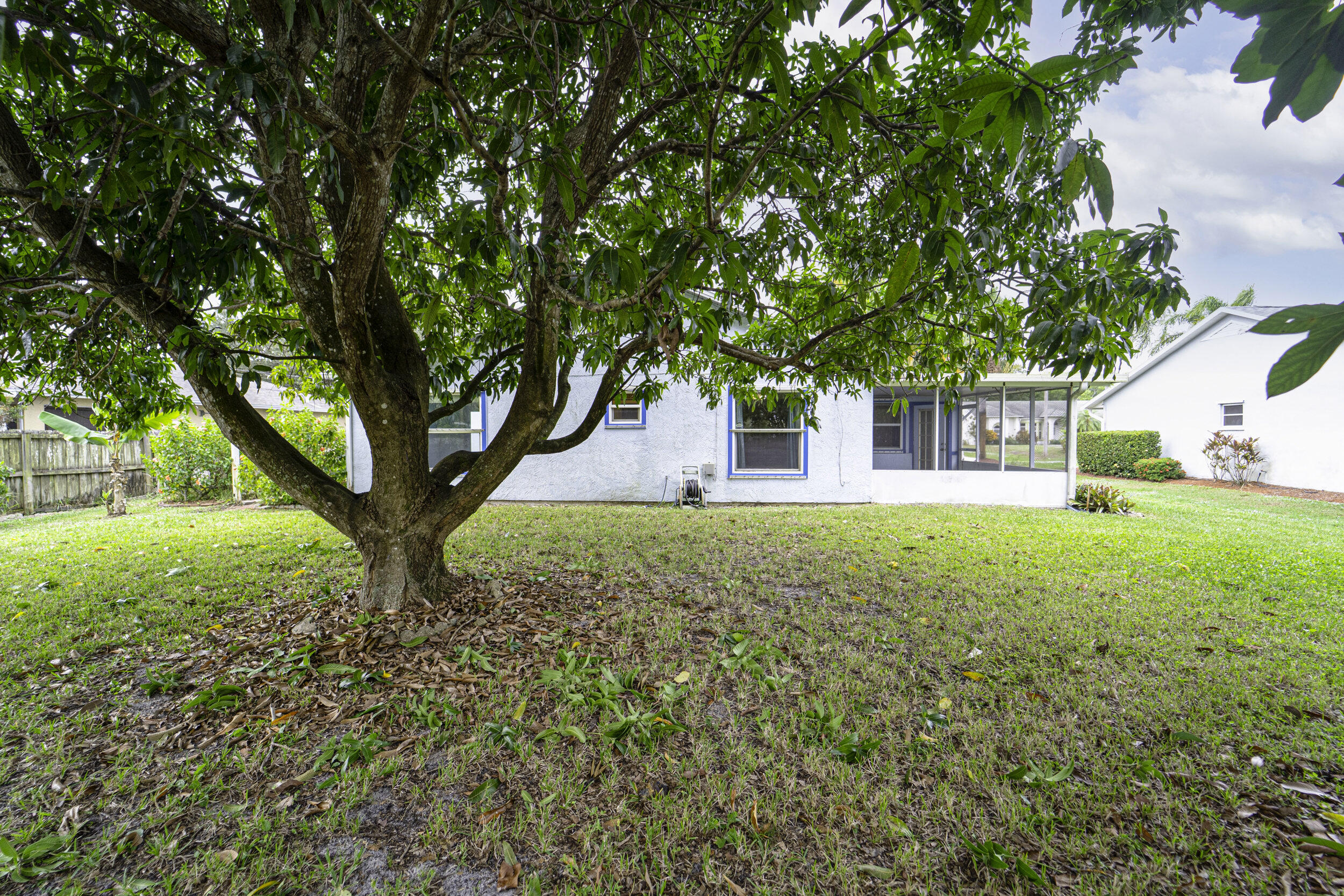 6851 Northwest Jorgensen Road Port St. Lucie, FL 34983 - Photo 26 of 37 28_backyard_