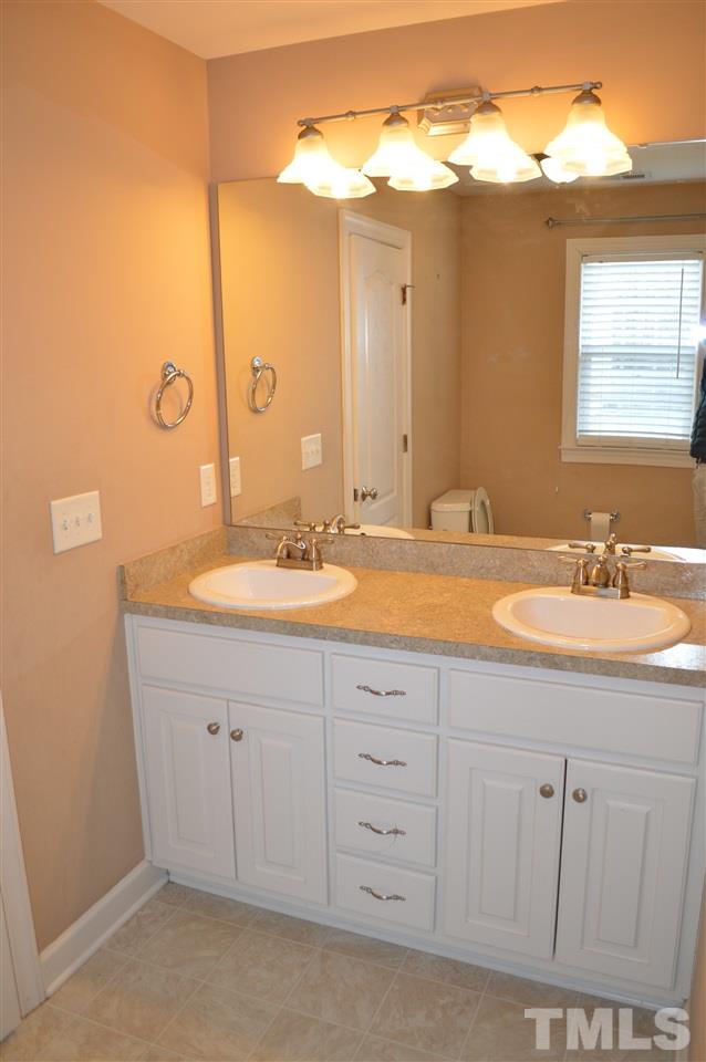 1526 Flowering Peach Trail Raleigh, NC 27610 - Photo 18 of 25 Gallery Image 18