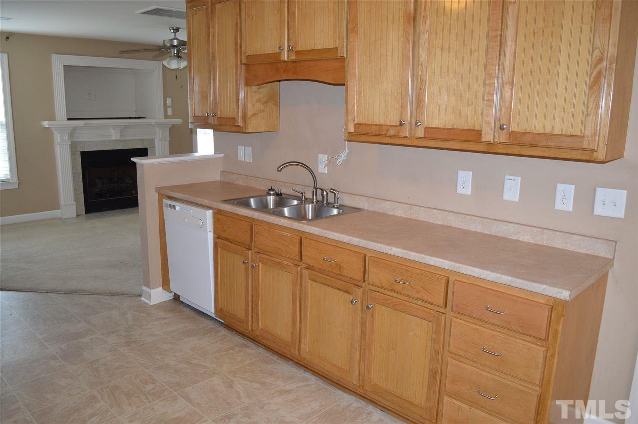 1526 Flowering Peach Trail Raleigh, NC 27610 - Photo 7 of 25 Gallery Image 7