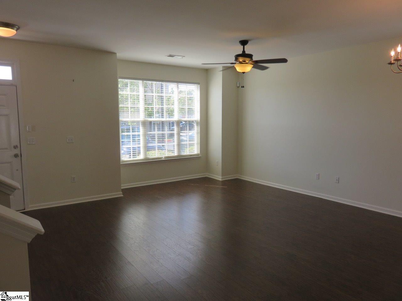 329 Intrepid Court Greer, SC 29650 - Photo 3 of 36 Gallery Image 3