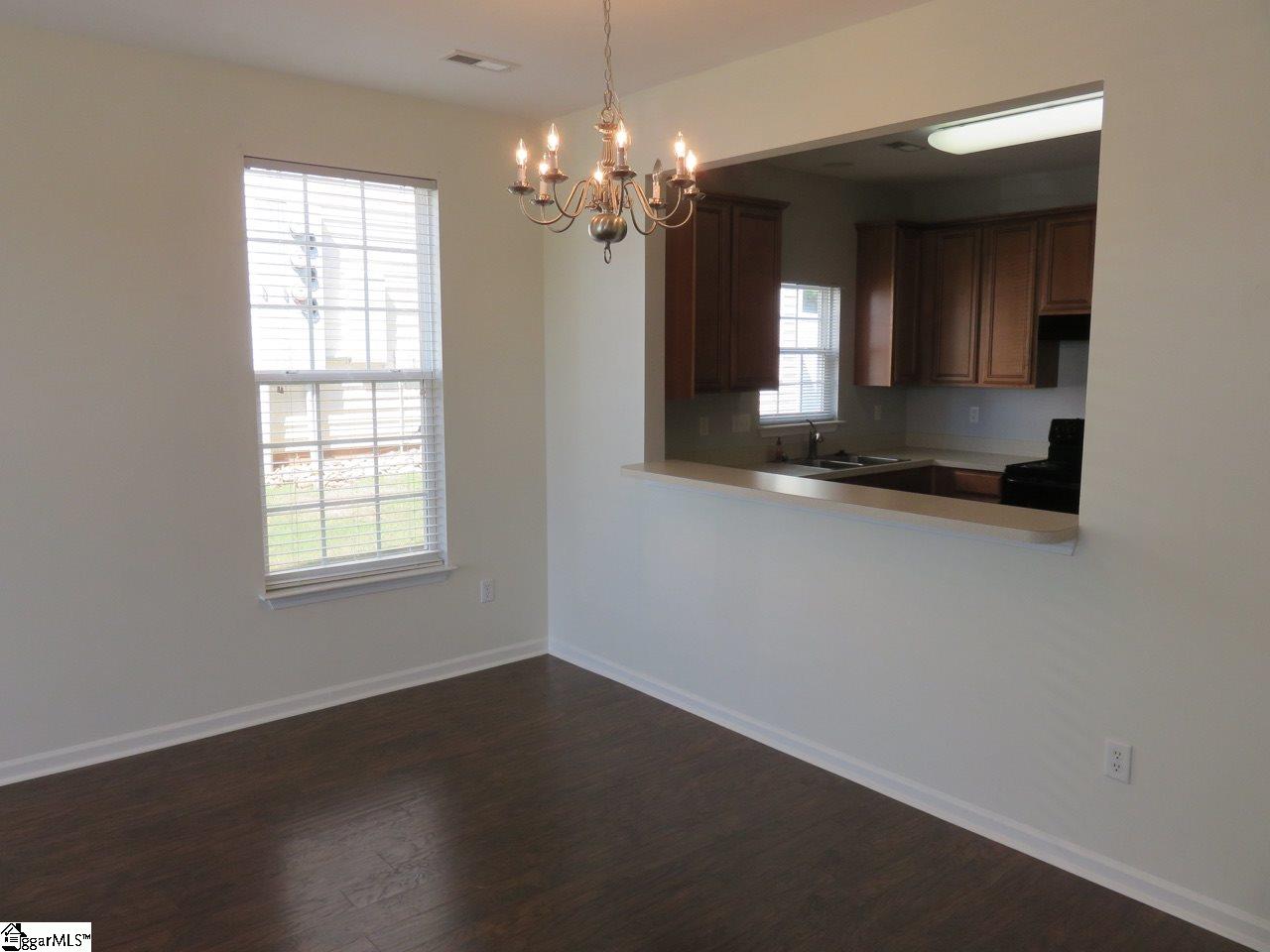 329 Intrepid Court Greer, SC 29650 - Photo 6 of 36 Gallery Image 6